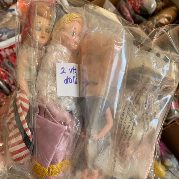 $8 for 3 Nic-Nac bags of used Nic-Nacs:  toys/decor & more excellent 4 resellers - Picture 10 of 16